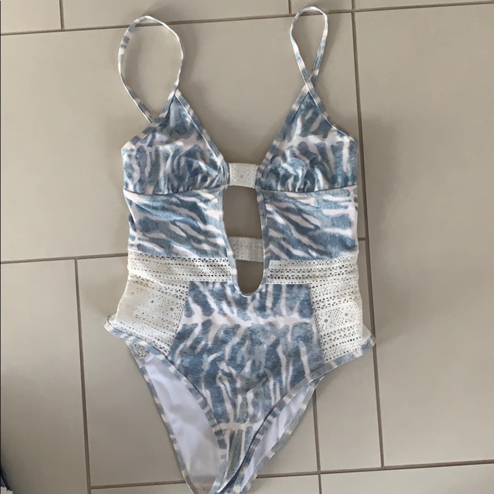 Crochet detail one piece swimsuit